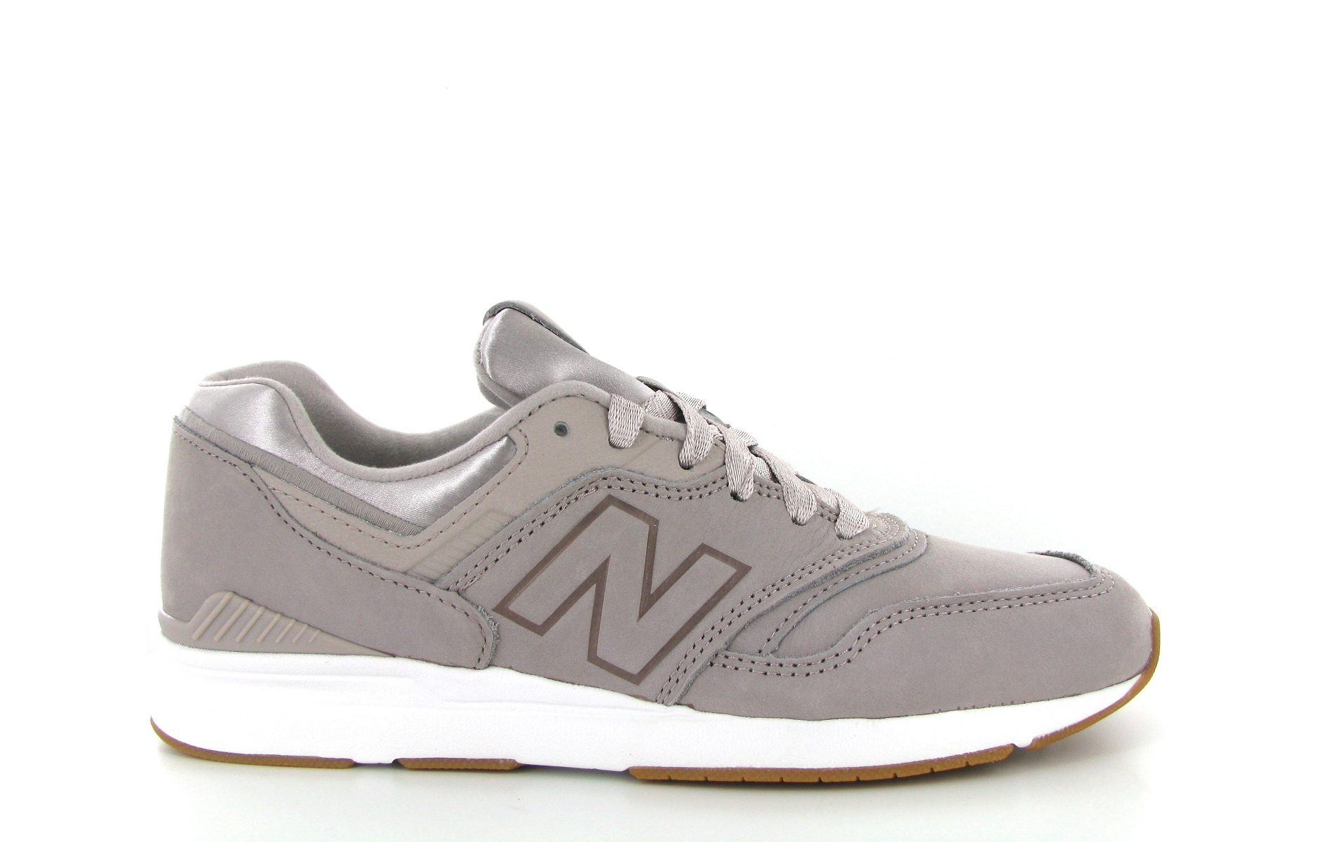 New balance hotsell wl697